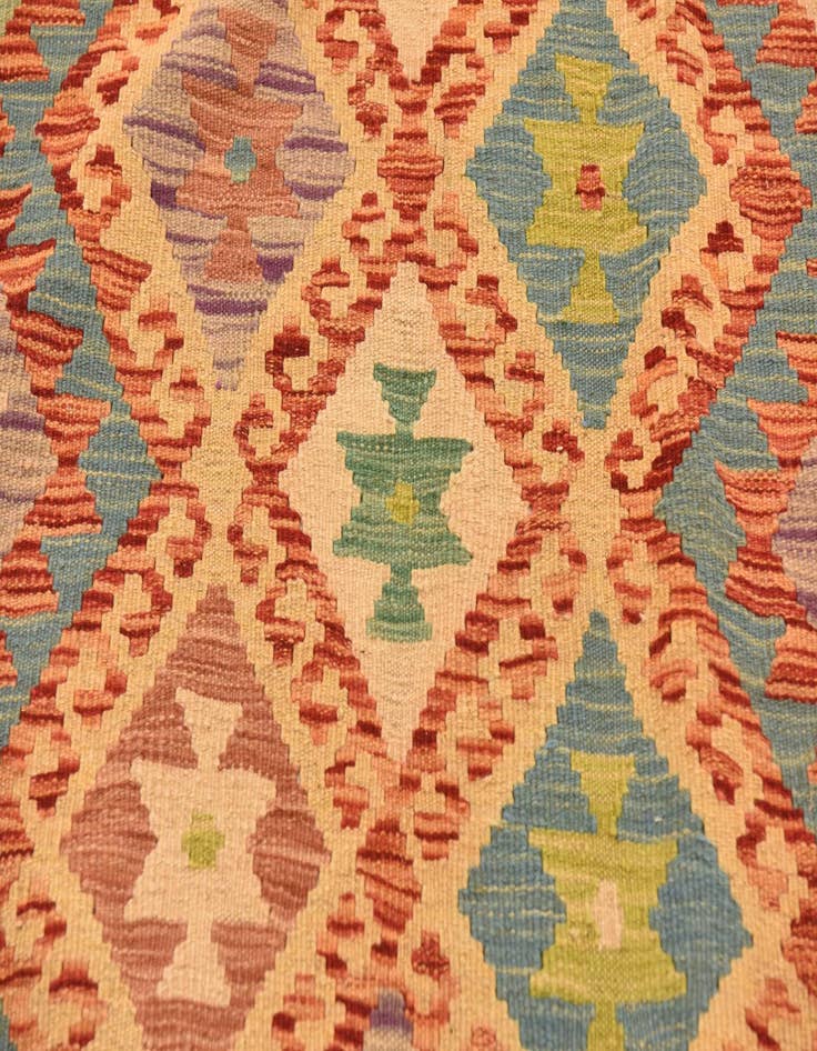 Detail image of 4' 3 x 6' 1 Hand Woven Kilim Maymana Wool Rug
