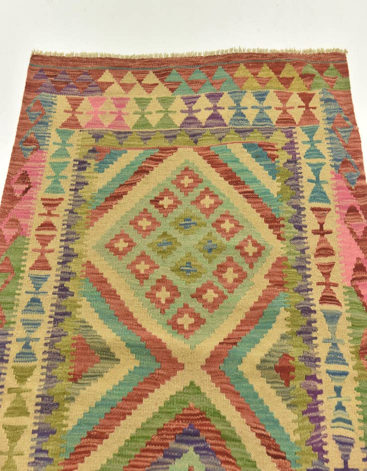 Detail image of  3' 6 x 4' 9  Hand Woven Kilim Maymana Wool Rug