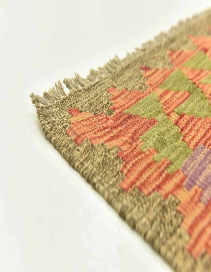 Detail image of  4' 1 x 5' 9  Hand Woven Kilim Maymana Wool Rug