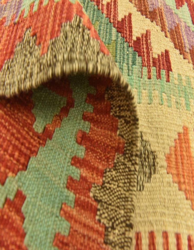 Detail image of  4' 1 x 5' 9  Hand Woven Kilim Maymana Wool Rug