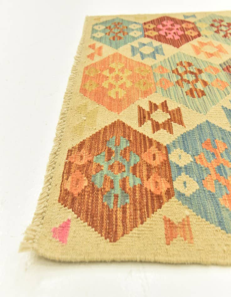 Detail image of  3' 2 x 4' 10  Hand Woven Kilim Maymana Wool Rug