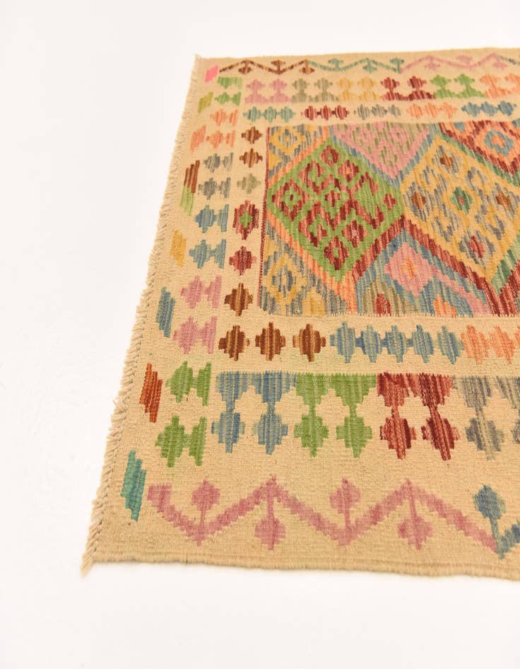 Detail image of  3' 5 x 5'  Hand Woven Kilim Maymana Wool Rug