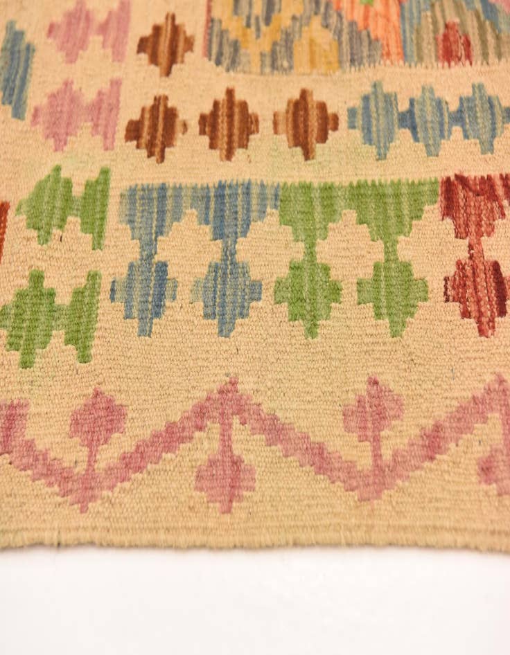 Detail image of  3' 5 x 5'  Hand Woven Kilim Maymana Wool Rug