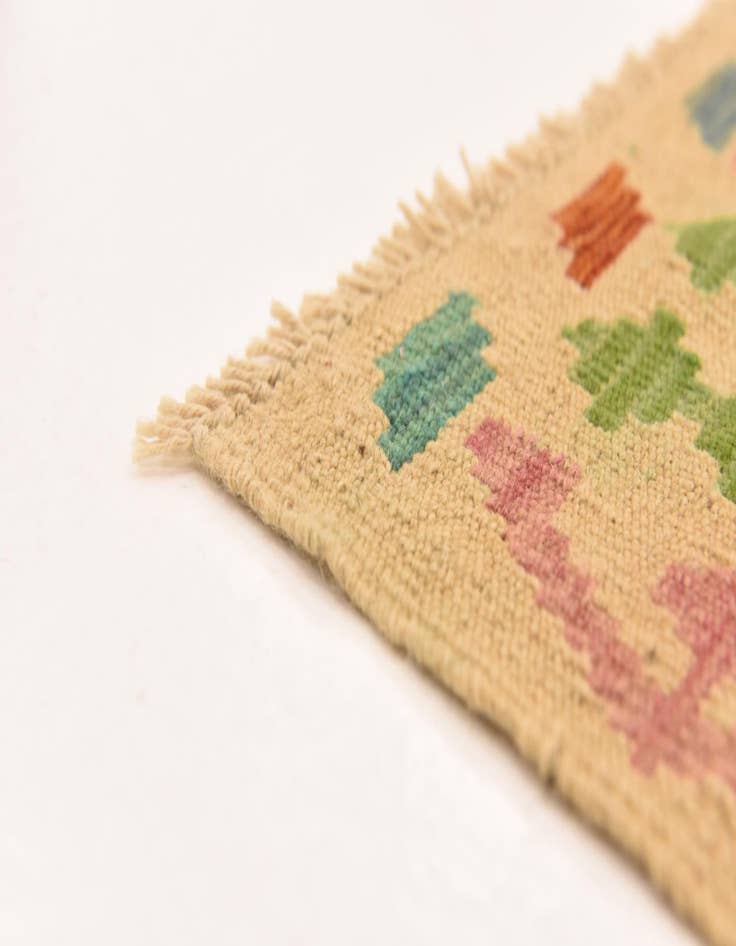 Detail image of  3' 5 x 5'  Hand Woven Kilim Maymana Wool Rug