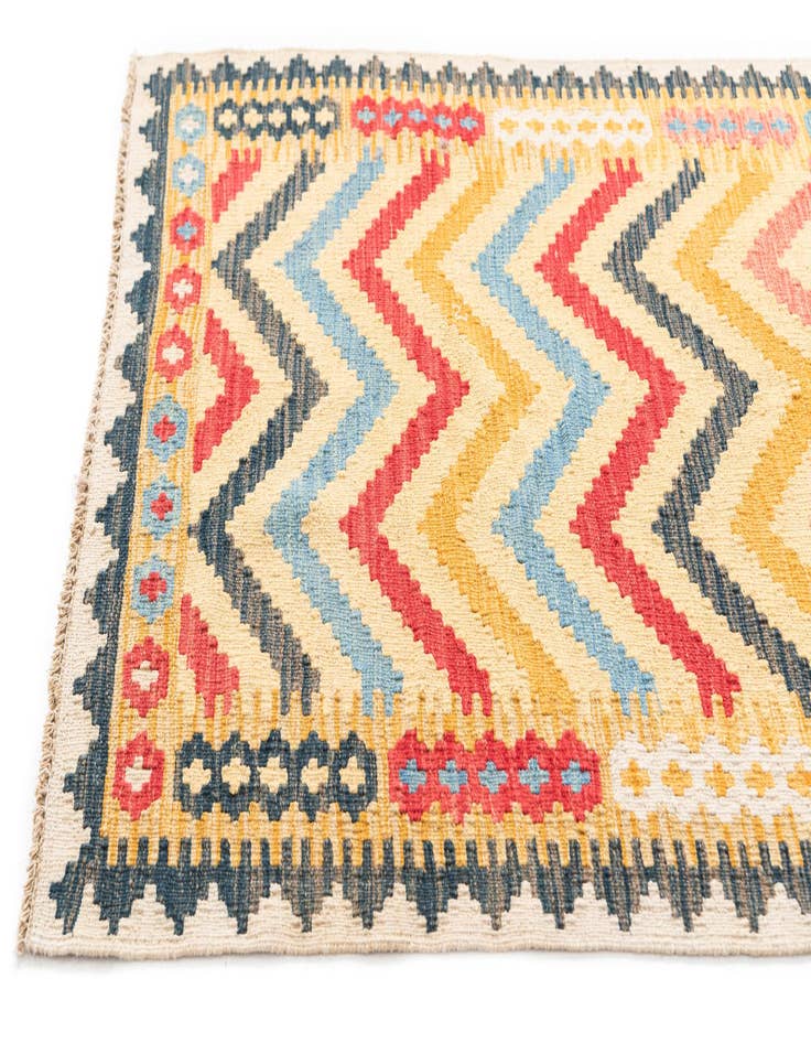 Detail image of  3' 5 x 6' 6  Hand Woven Kilim Maymana Wool Rug