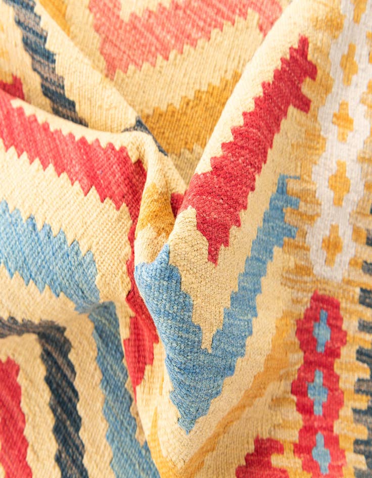 Detail image of  3' 5 x 6' 6  Hand Woven Kilim Maymana Wool Rug