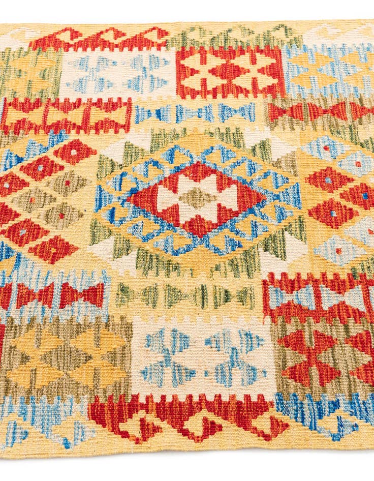 Detail image of  3' 6 x 6' 5  Hand Woven Kilim Maymana Wool Rug