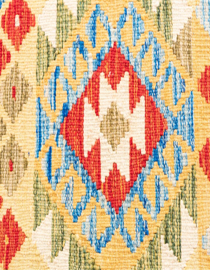 Detail image of  3' 6 x 6' 5  Hand Woven Kilim Maymana Wool Rug