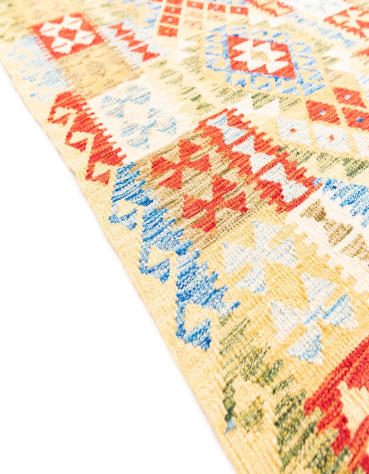 Detail image of  3' 6 x 6' 5  Hand Woven Kilim Maymana Wool Rug