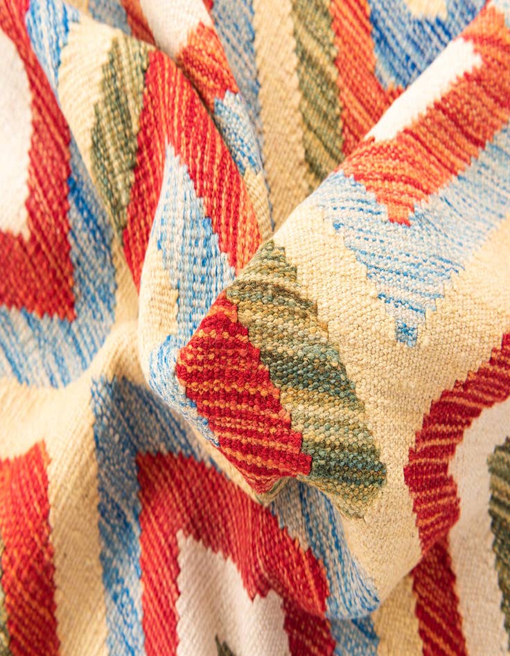 Detail image of  3' 4 x 6' 3  Hand Woven Kilim Maymana Wool Rug
