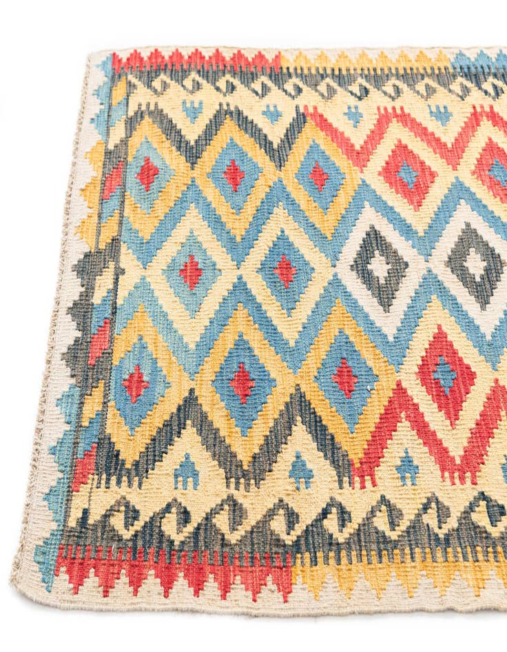 Detail image of  3' 5 x 6' 4  Hand Woven Kilim Maymana Wool Rug