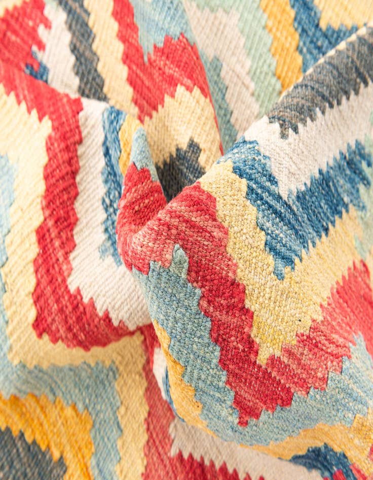 Detail image of  3' 4 x 6' 6  Hand Woven Kilim Maymana Wool Rug