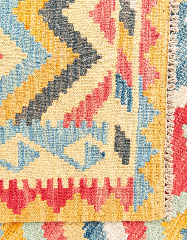 Detail image of  3' 4 x 6' 6  Hand Woven Kilim Maymana Wool Rug