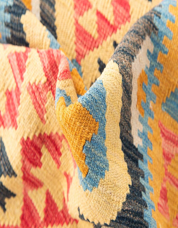Detail image of  3' 5 x 6' 6  Hand Woven Kilim Maymana Wool Rug