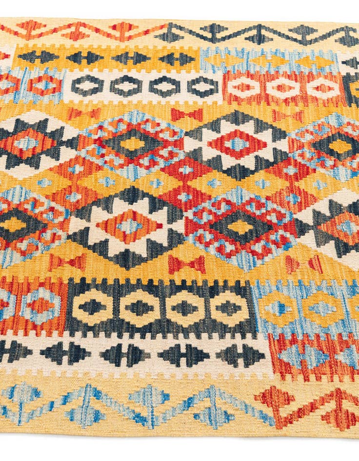 Detail image of  3' 7 x 6' 6  Hand Woven Kilim Maymana Wool Rug