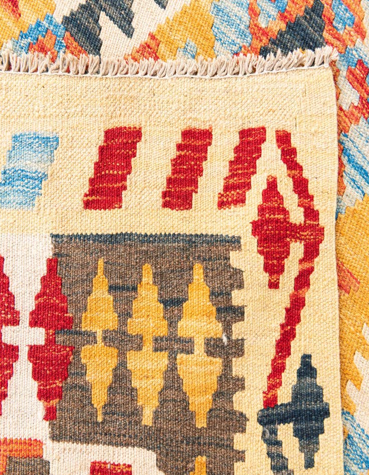 Detail image of  3' 7 x 6' 6  Hand Woven Kilim Maymana Wool Rug