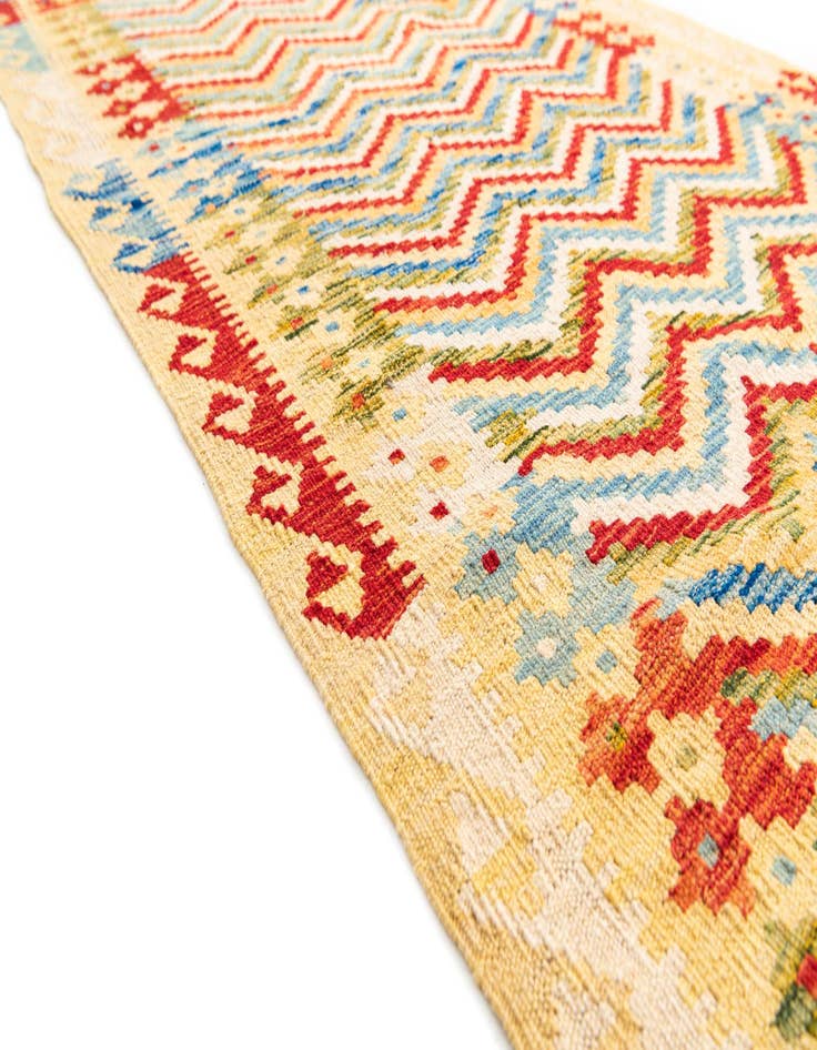 Detail image of  3' 4 x 6' 4  Hand Woven Kilim Maymana Wool Rug