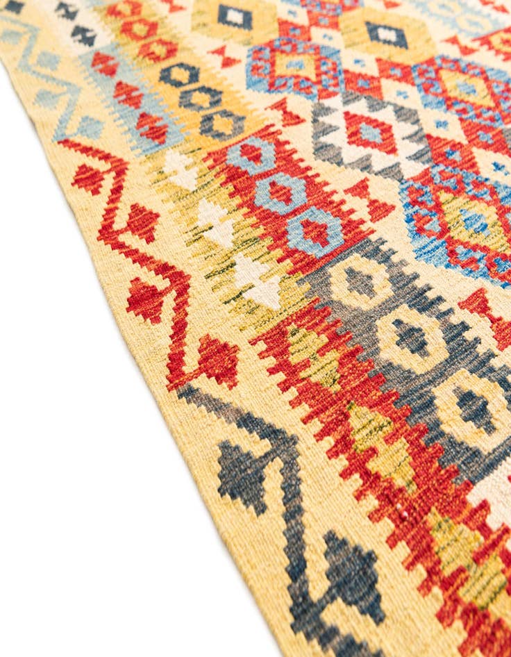 Detail image of  3' 6 x 6' 8  Hand Woven Kilim Maymana Wool Rug