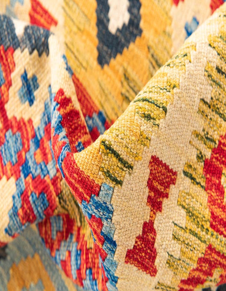 Detail image of  3' 6 x 6' 8  Hand Woven Kilim Maymana Wool Rug