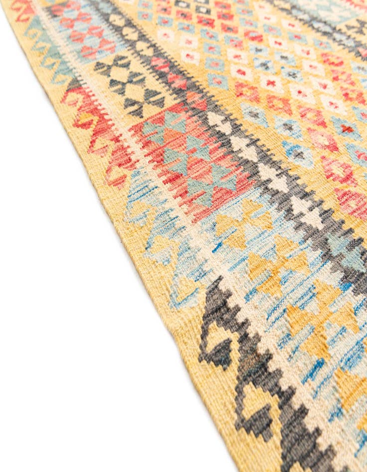 Detail image of  3' 7 x 6' 9  Hand Woven Kilim Maymana Wool Rug