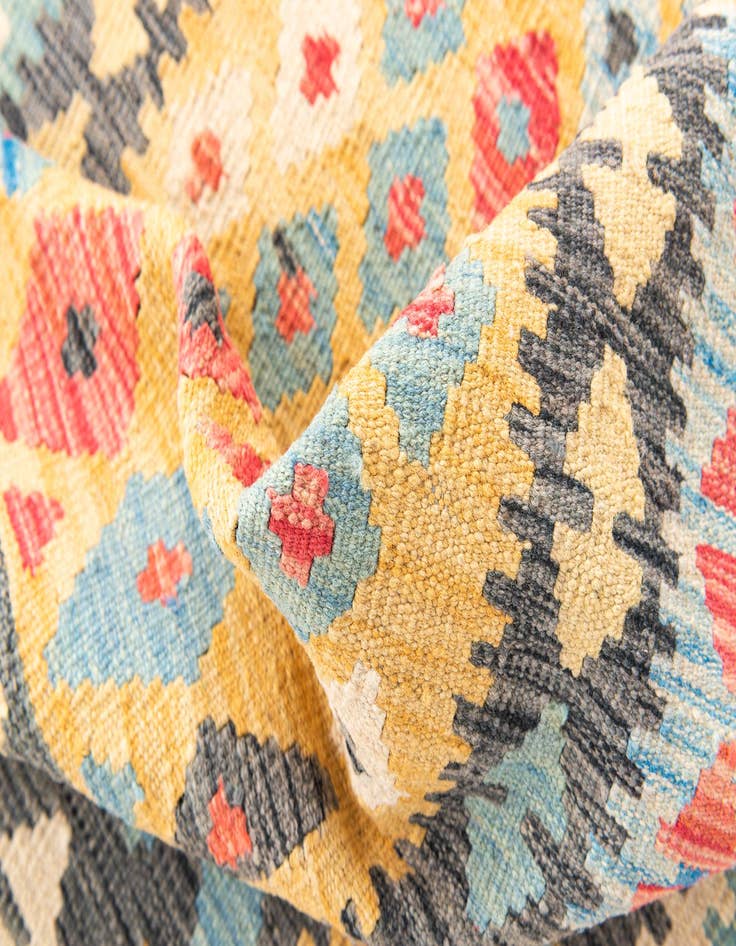 Detail image of  3' 7 x 6' 9  Hand Woven Kilim Maymana Wool Rug