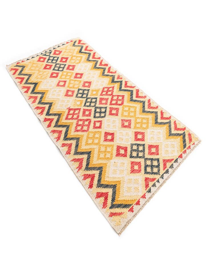 Detail image of  3' 6 x 6' 5  Hand Woven Kilim Maymana Wool Rug