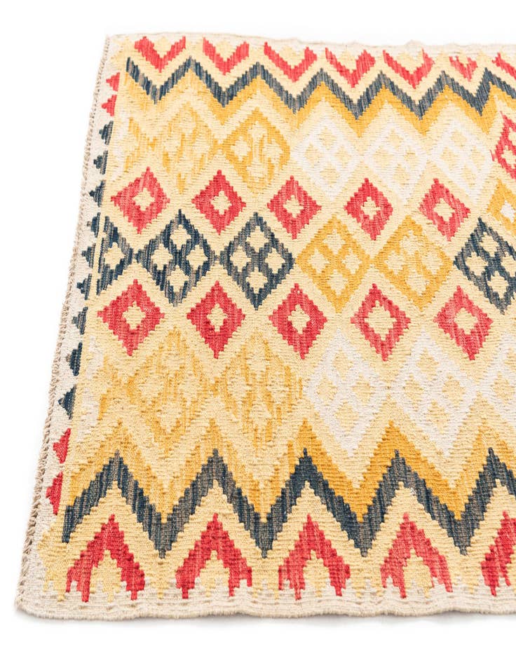 Detail image of  3' 6 x 6' 5  Hand Woven Kilim Maymana Wool Rug