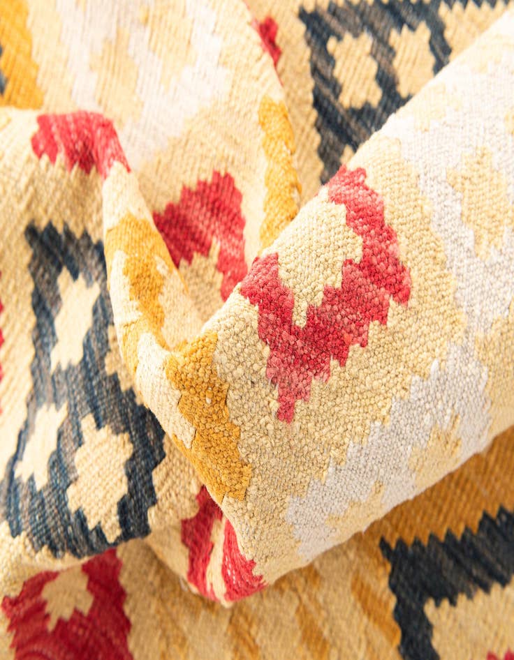 Detail image of  3' 6 x 6' 5  Hand Woven Kilim Maymana Wool Rug