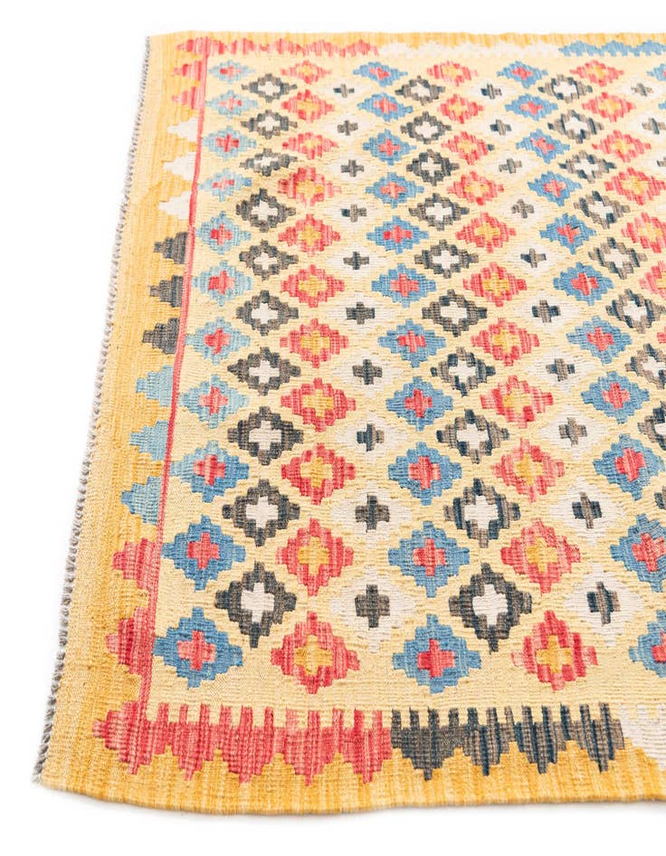 Detail image of  4' 3 x 5' 8  Hand Woven Kilim Maymana Wool Rug