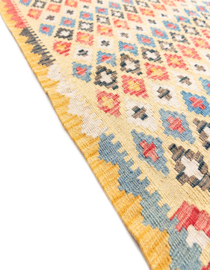 Detail image of  4' 3 x 5' 8  Hand Woven Kilim Maymana Wool Rug