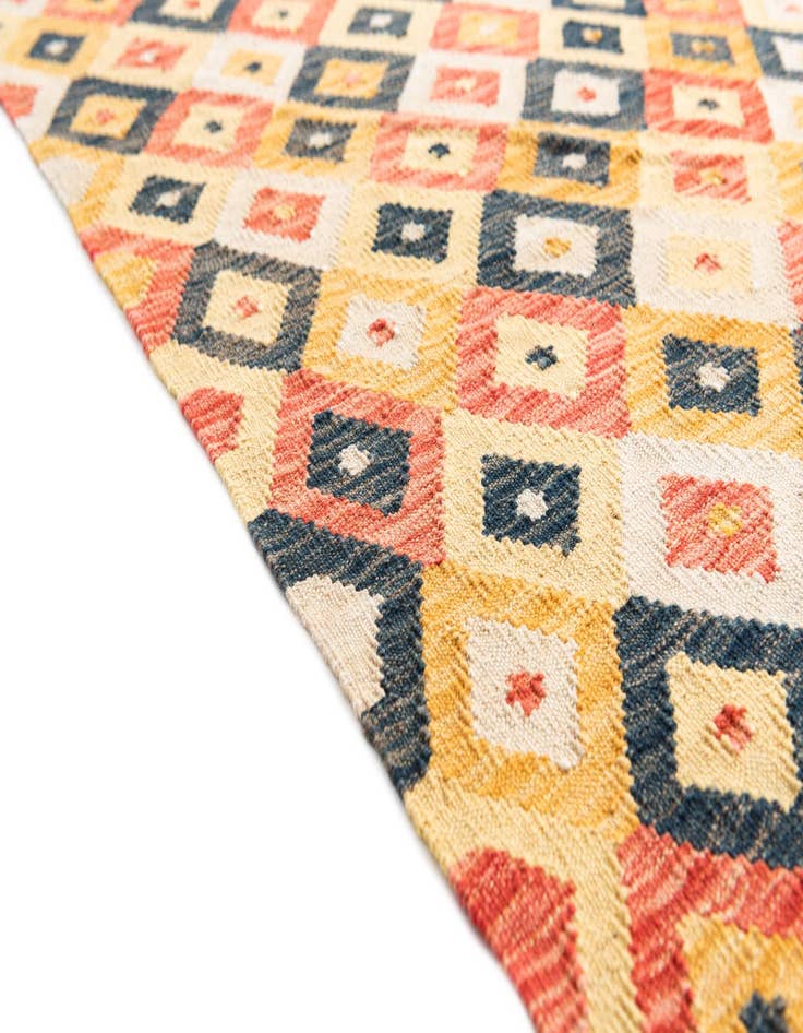 Detail image of  4' 1 x 5' 7  Hand Woven Kilim Maymana Wool Rug