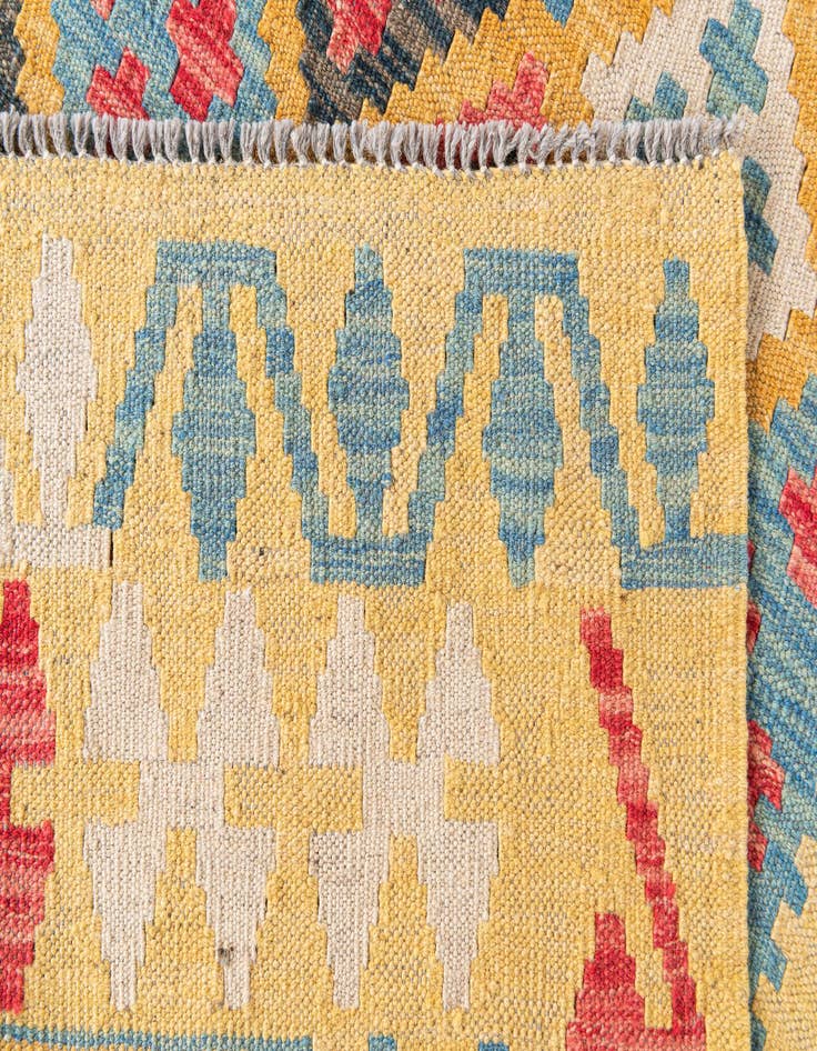 Detail image of  4' 3 x 5' 8  Hand Woven Kilim Maymana Wool Rug