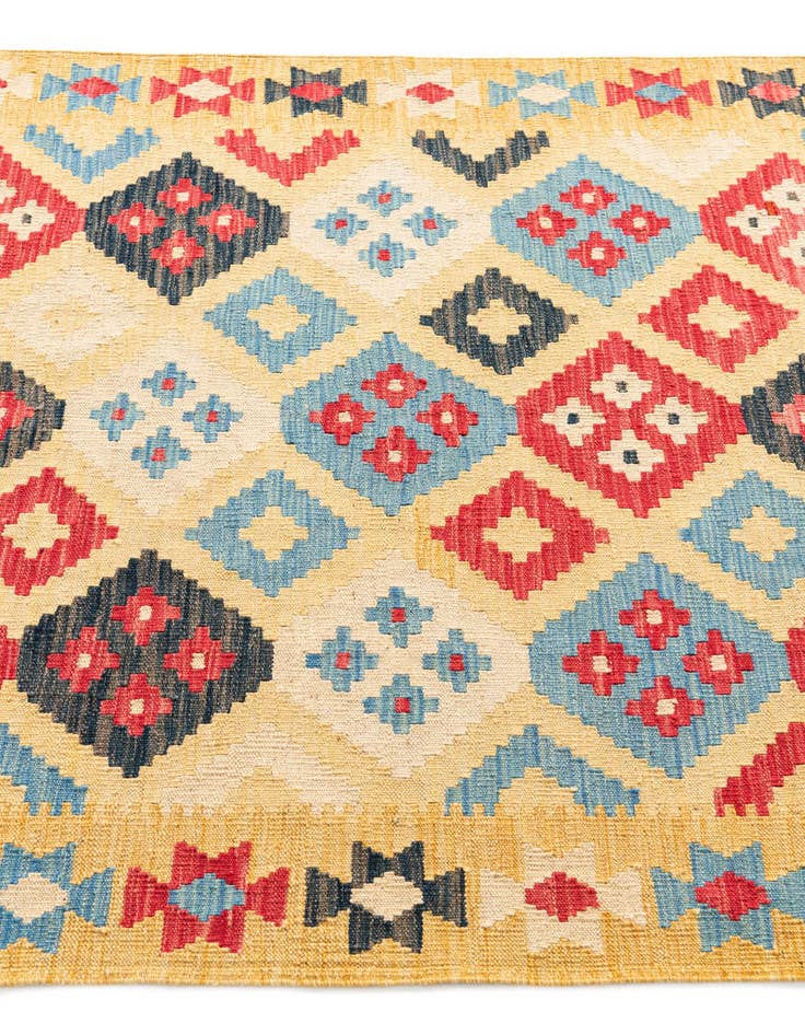 Detail image of  4' 1 x 6' 2  Hand Woven Kilim Maymana Wool Rug