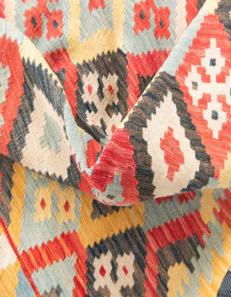 Detail image of  4' 3 x 5' 8  Hand Woven Kilim Maymana Wool Rug