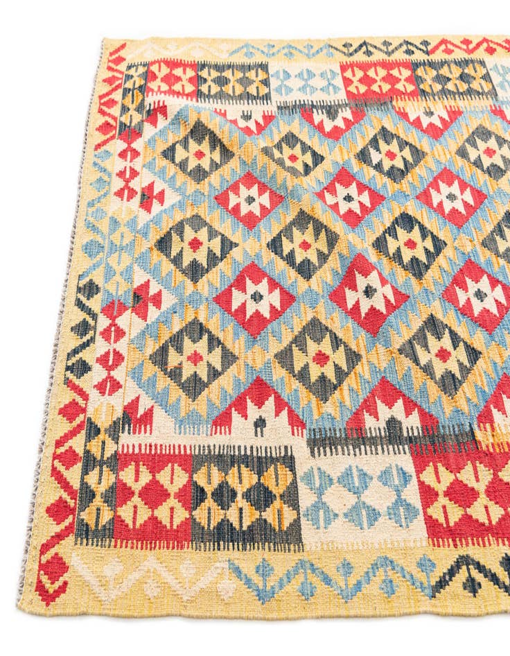 Detail image of  4' 4 x 5' 9  Hand Woven Kilim Maymana Wool Rug