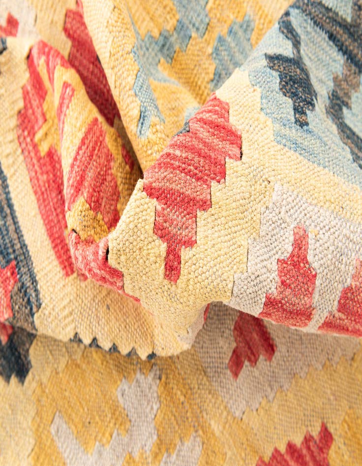 Detail image of  4' 3 x 6' 1  Hand Woven Kilim Maymana Wool Rug
