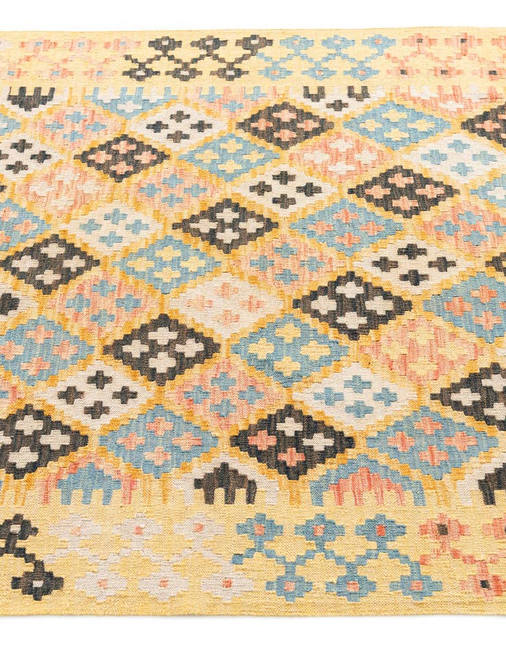 Detail image of  4' 4 x 6'  Hand Woven Kilim Maymana Wool Rug