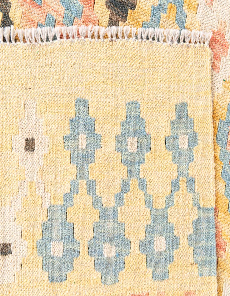 Detail image of  4' 4 x 6'  Hand Woven Kilim Maymana Wool Rug