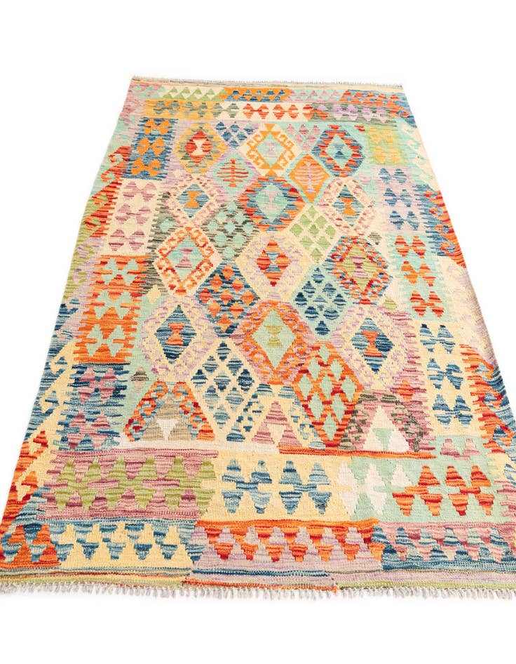 Detail image of  4' 9 x 5' 8  Hand Woven Kilim Maymana Wool Rug