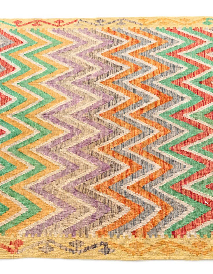 Detail image of  4' 2 x 5' 8  Hand Woven Kilim Maymana Wool Rug