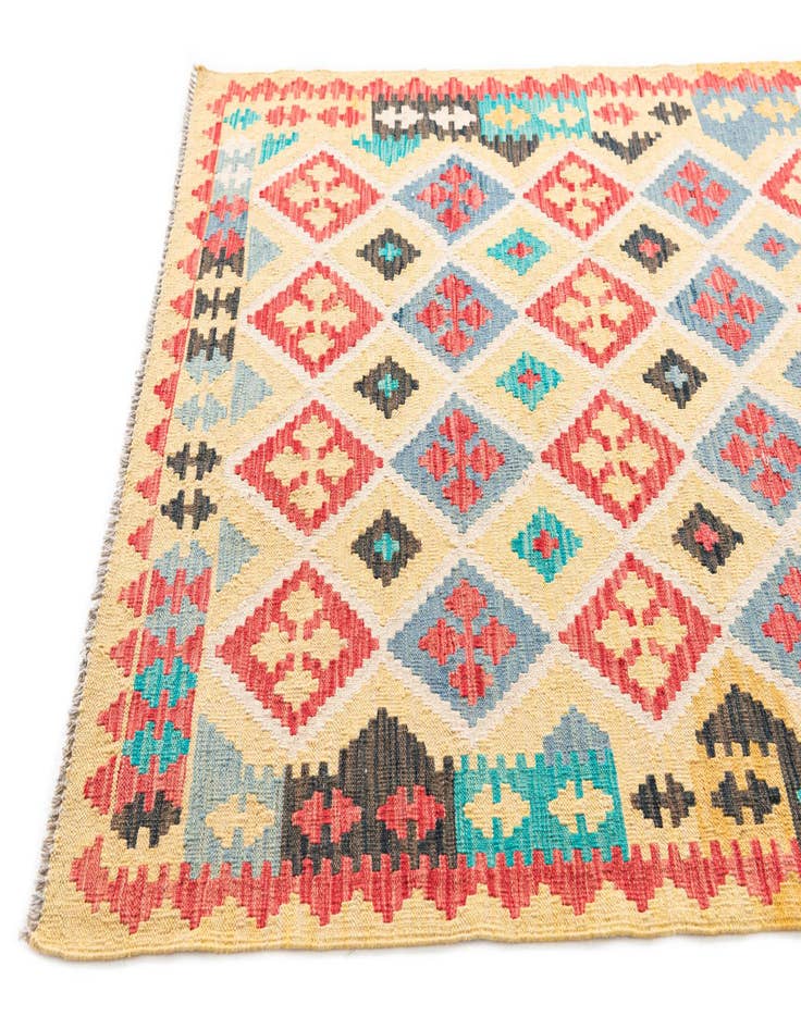 Detail image of  4' 3 x 5' 9  Hand Woven Kilim Maymana Wool Rug