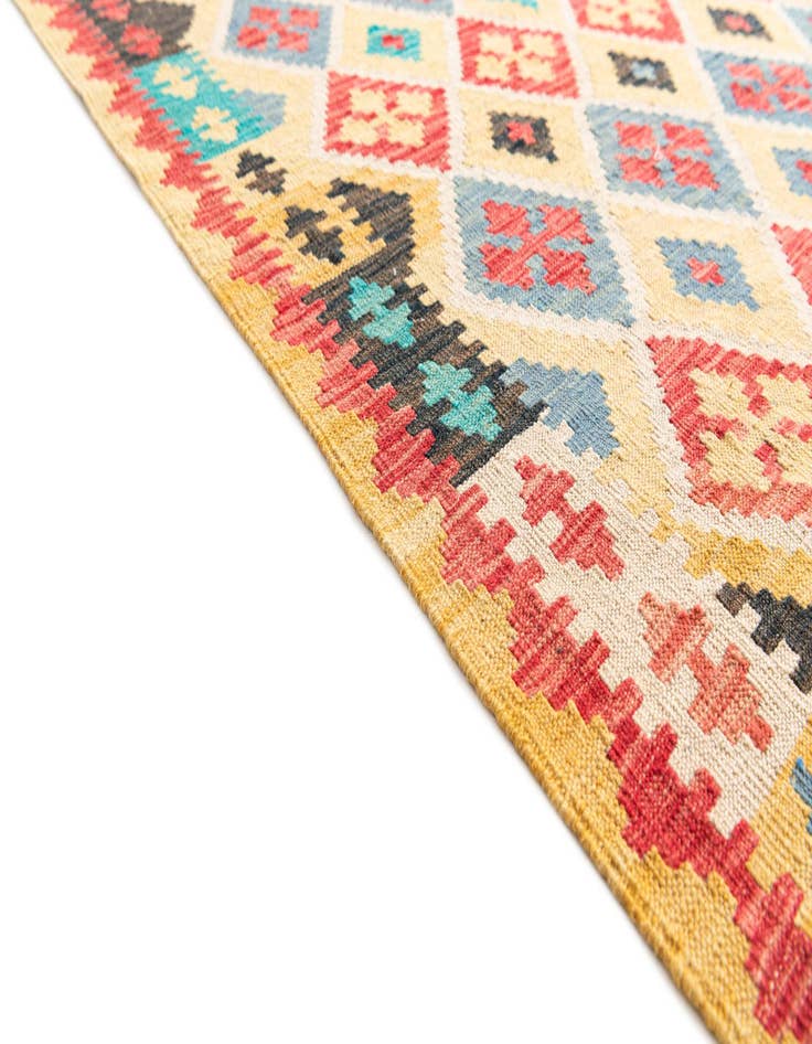 Detail image of  4' 3 x 5' 9  Hand Woven Kilim Maymana Wool Rug