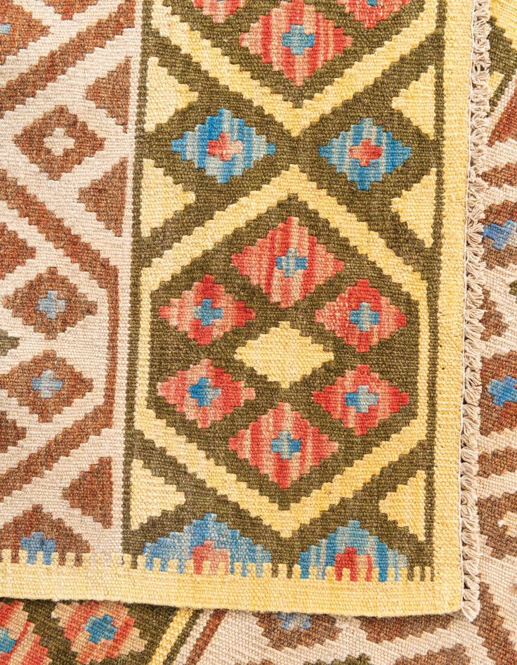 Detail image of  3' 4 x 5'  Hand Woven Kilim Maymana Wool Rug