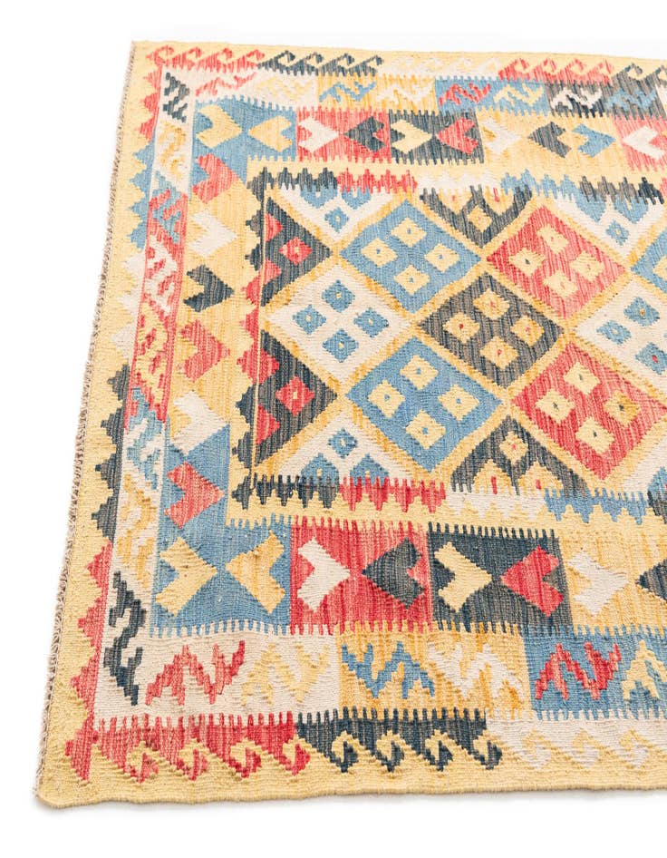 Detail image of  4' 3 x 6' 2  Hand Woven Kilim Maymana Wool Rug