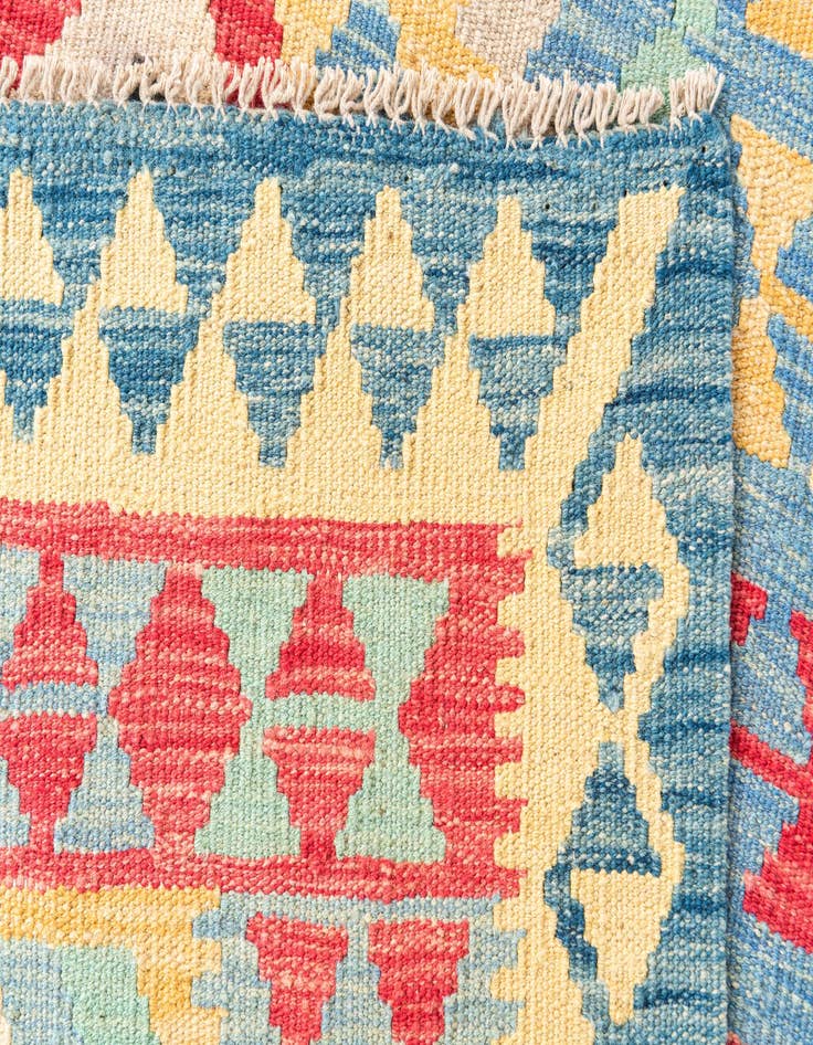 Detail image of  3' 6 x 6' 3  Hand Woven Kilim Maymana Wool Rug