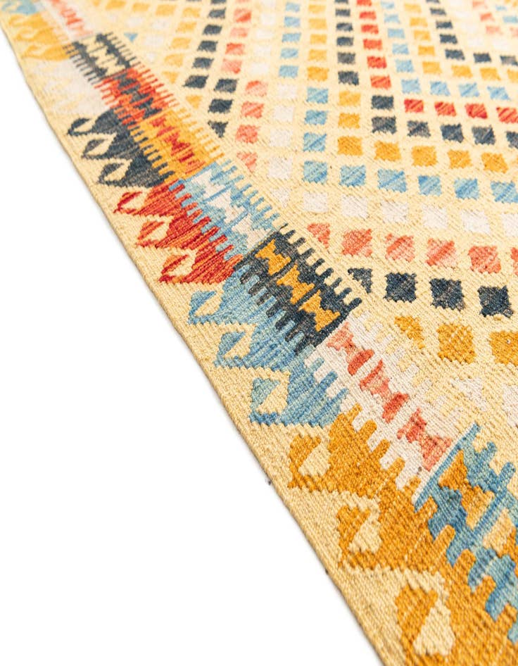 Detail image of  3' 8 x 6' 8  Hand Woven Kilim Maymana Wool Rug