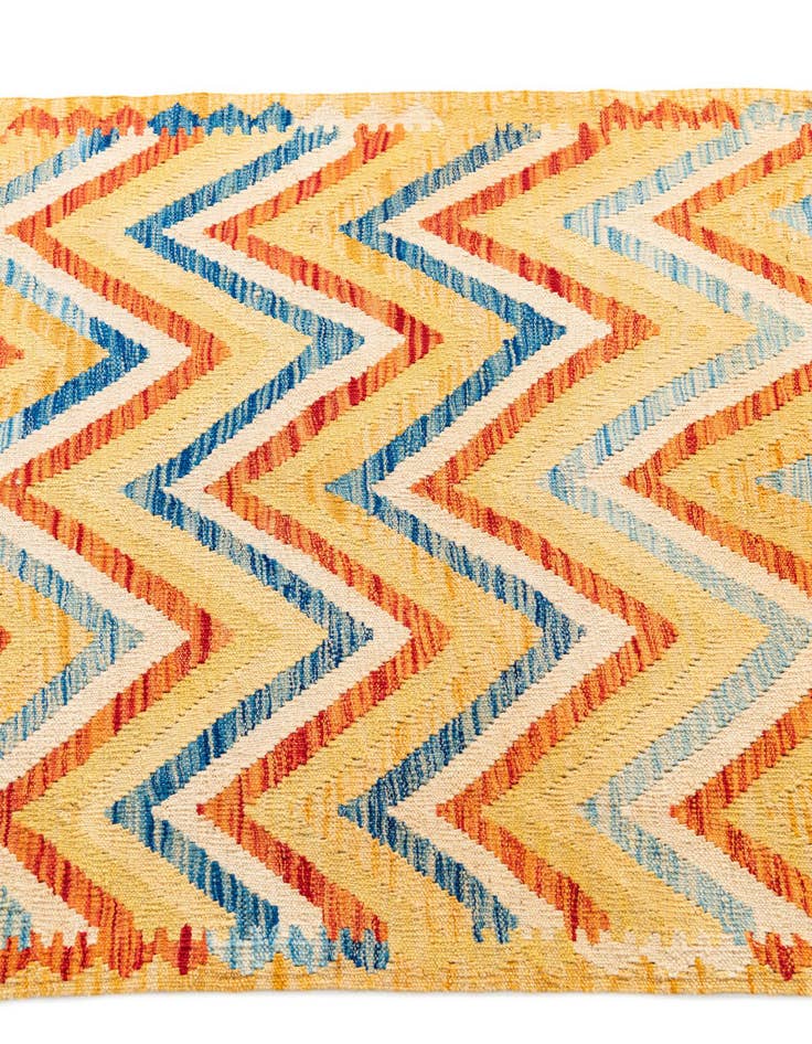 Detail image of  3' 5 x 6' 3  Hand Woven Kilim Maymana Wool Rug