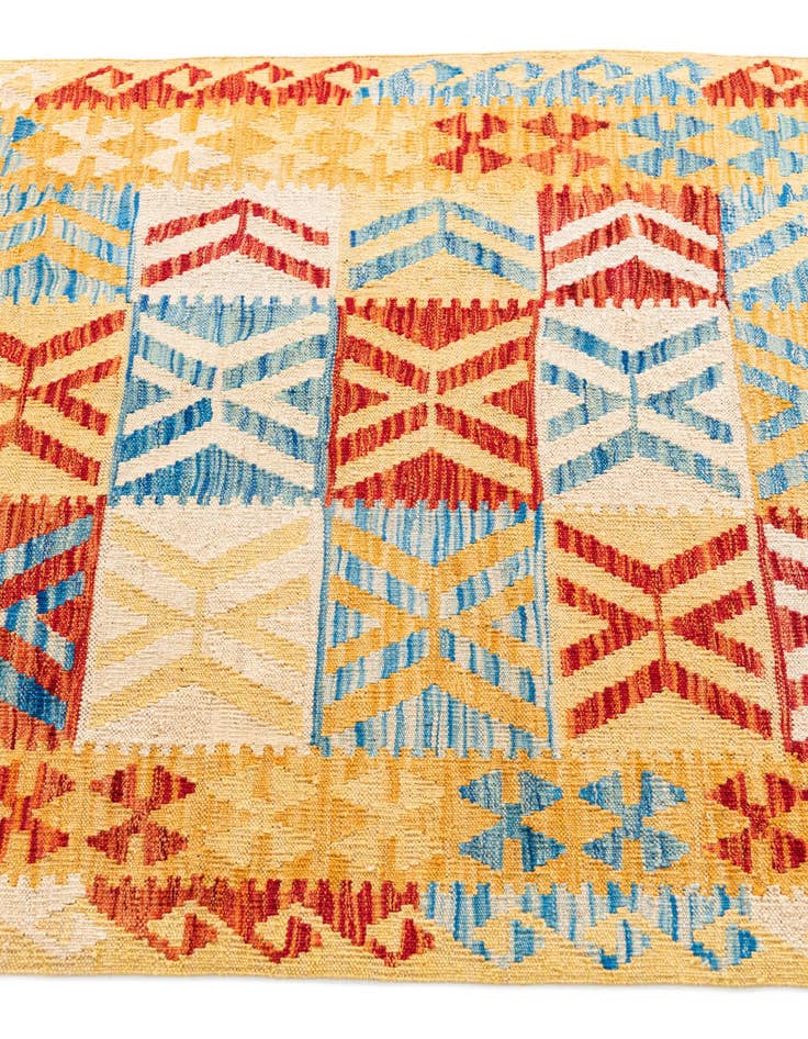Detail image of  3' 6 x 6' 8  Hand Woven Kilim Maymana Wool Rug