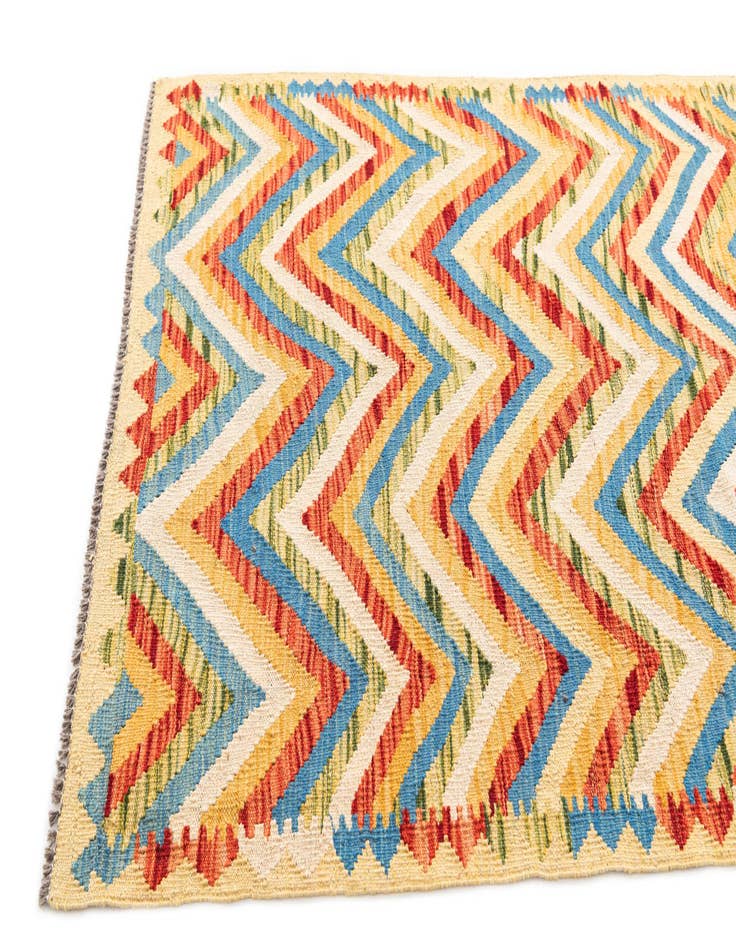 Detail image of  3' 5 x 6' 4  Hand Woven Kilim Maymana Wool Rug