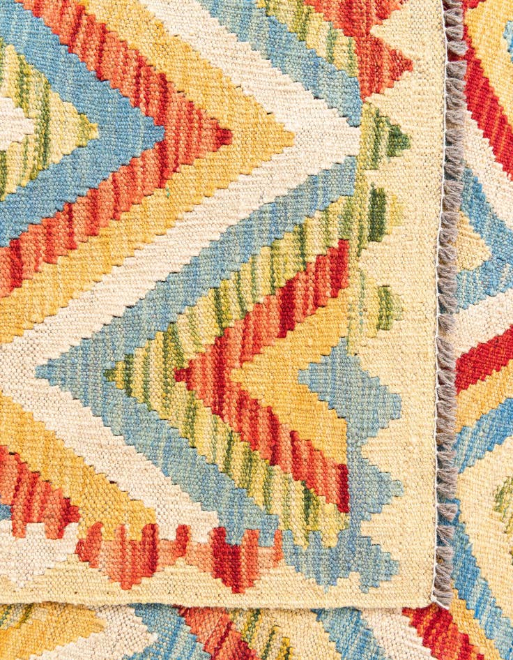 Detail image of  3' 5 x 6' 4  Hand Woven Kilim Maymana Wool Rug